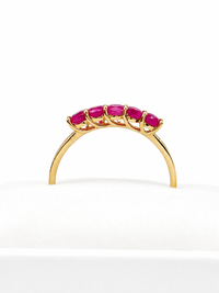 Anillo 5 rubíes en oro amarillo 14k