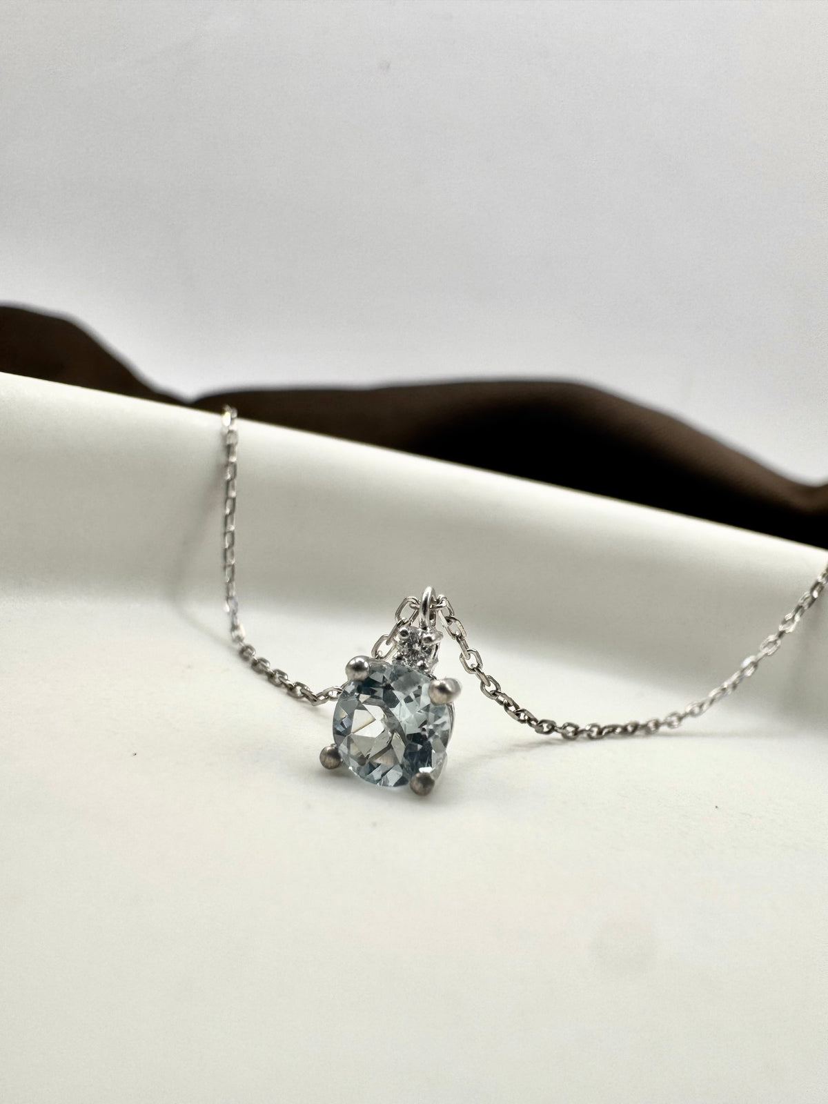 Gargantilla aguamarina 14k