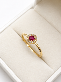 Anillo mini rubi con halo diamantes en oro 14k