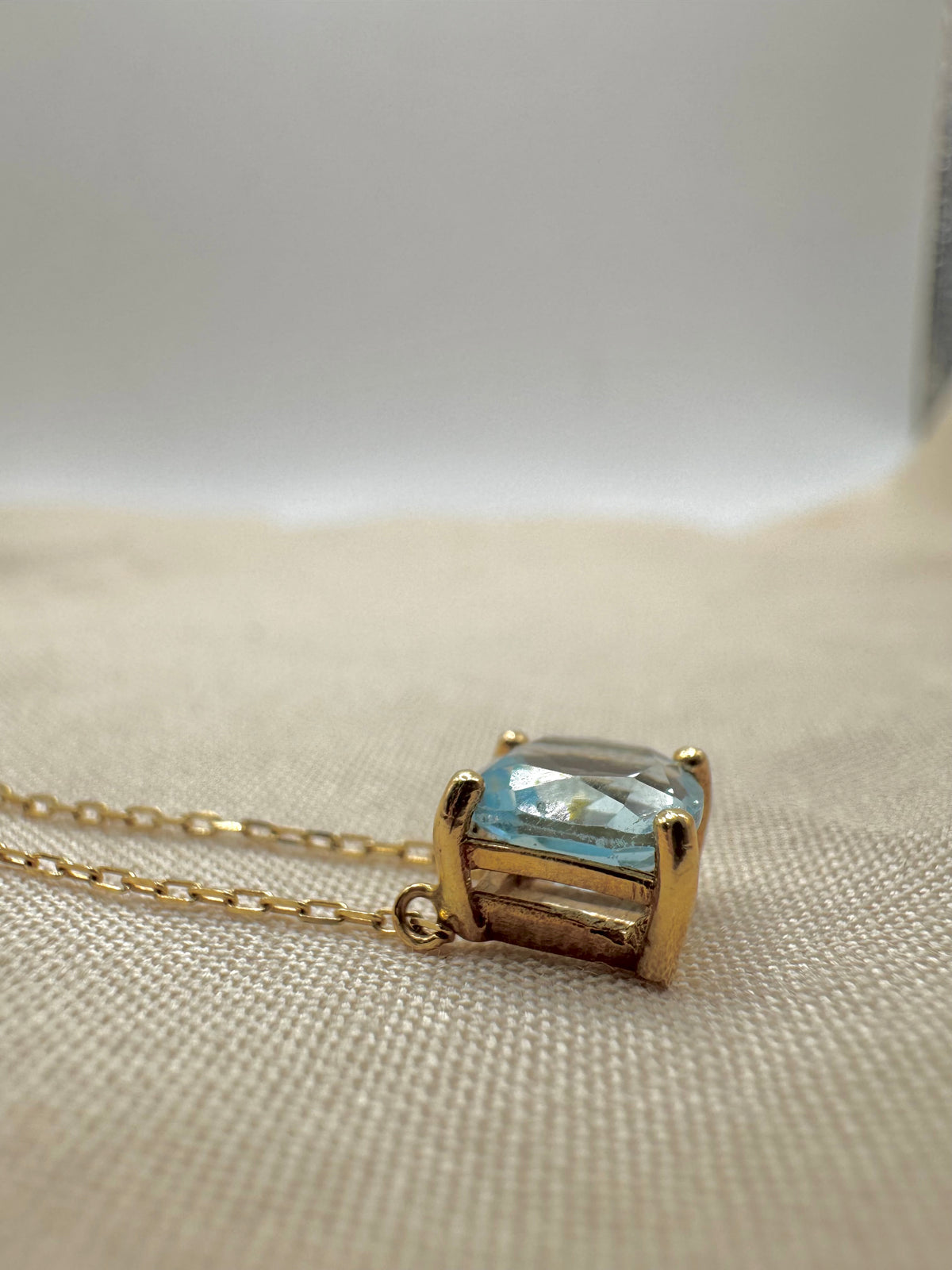 Gargantilla Aguamarina 14K