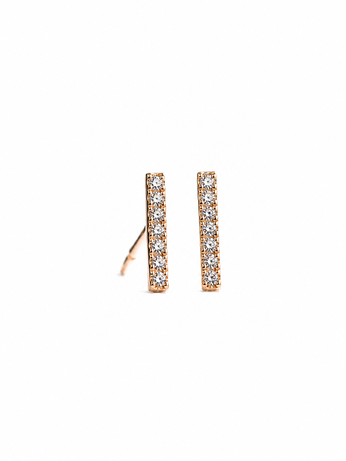 Aretes de palito con diamantes naturales en oro 10k