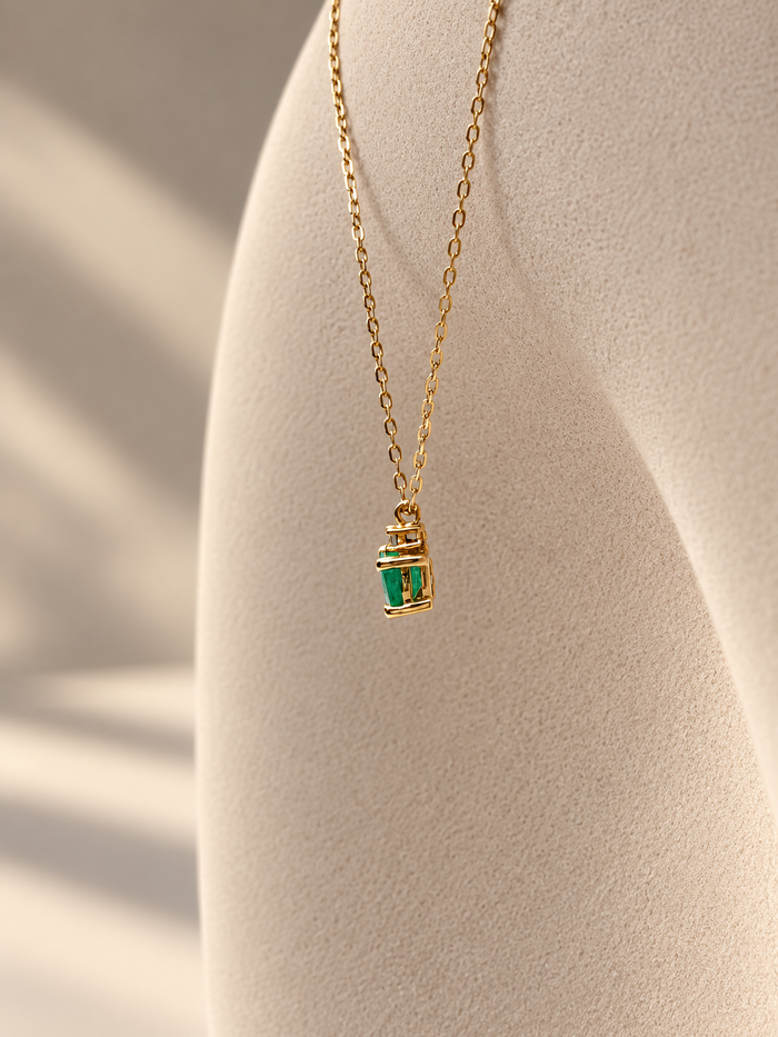 Gargantilla de Esmeralda · Oro 14k