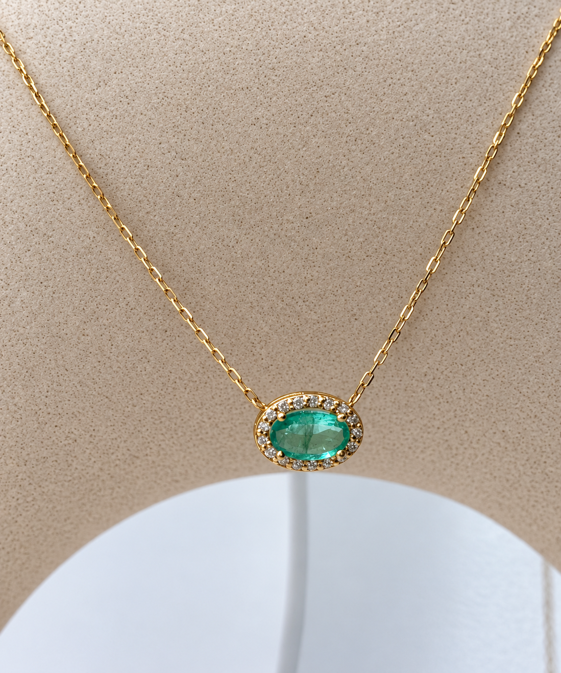 Gargantilla de Esmeralda Oro 14k