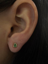 Arete gota de esmeralda