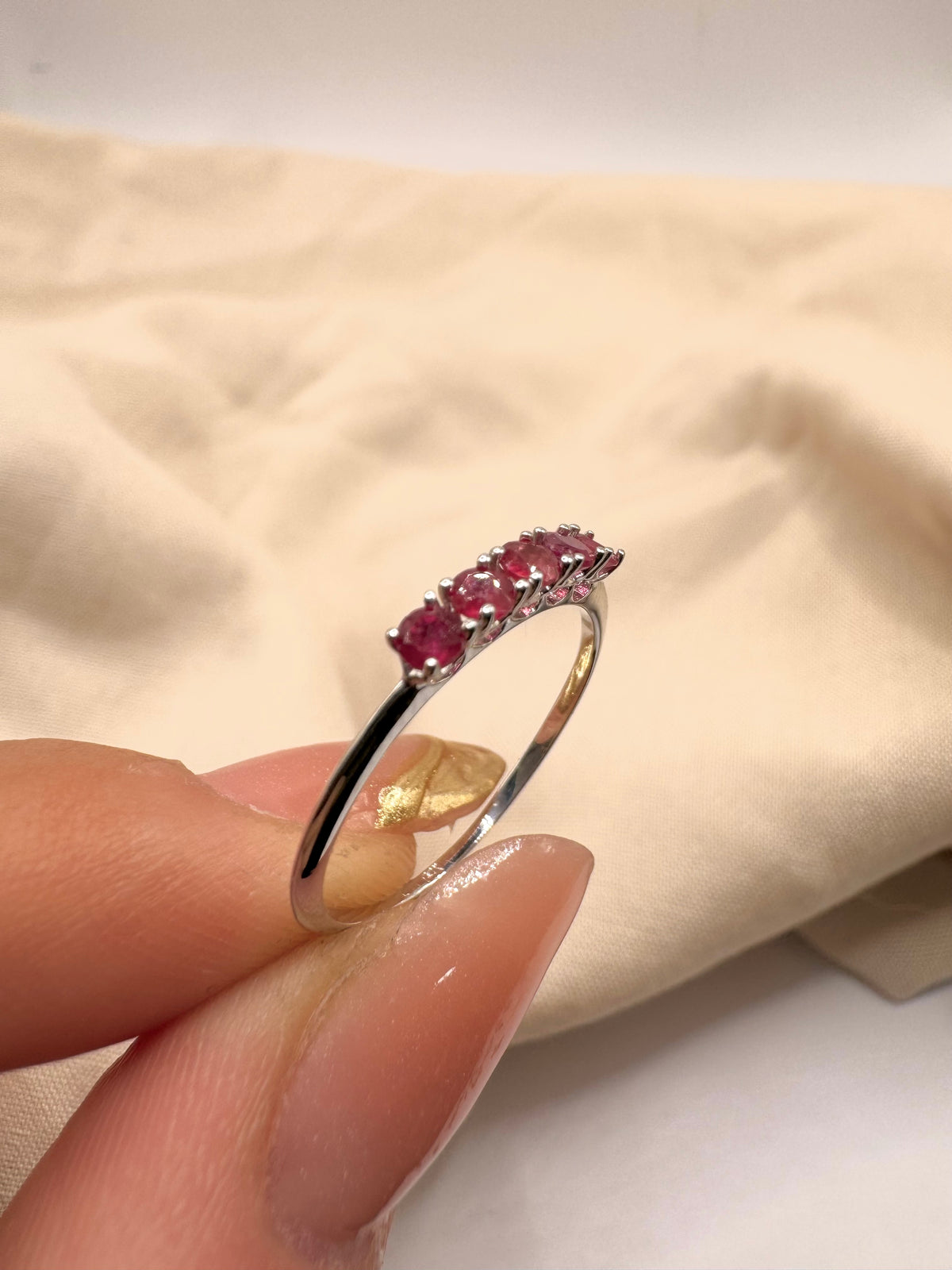 Anillo Rubí oro 14k