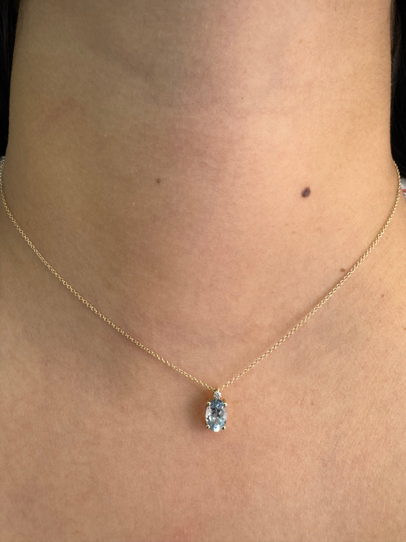 Gargantilla aguamarina con diamante oro 14k