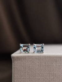 Arete de aguamarina en oro 14k