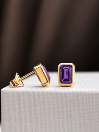 Arete de amatista biselado en oro 14k