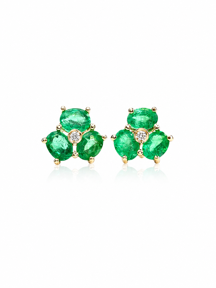 Arete de flor esmeralda en oro 14k