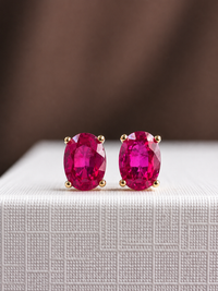 Arete oval en oro 14k
