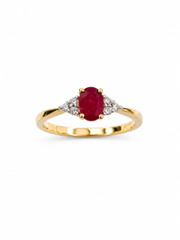 Anillo de rubi oval con diamantes en oro 14k