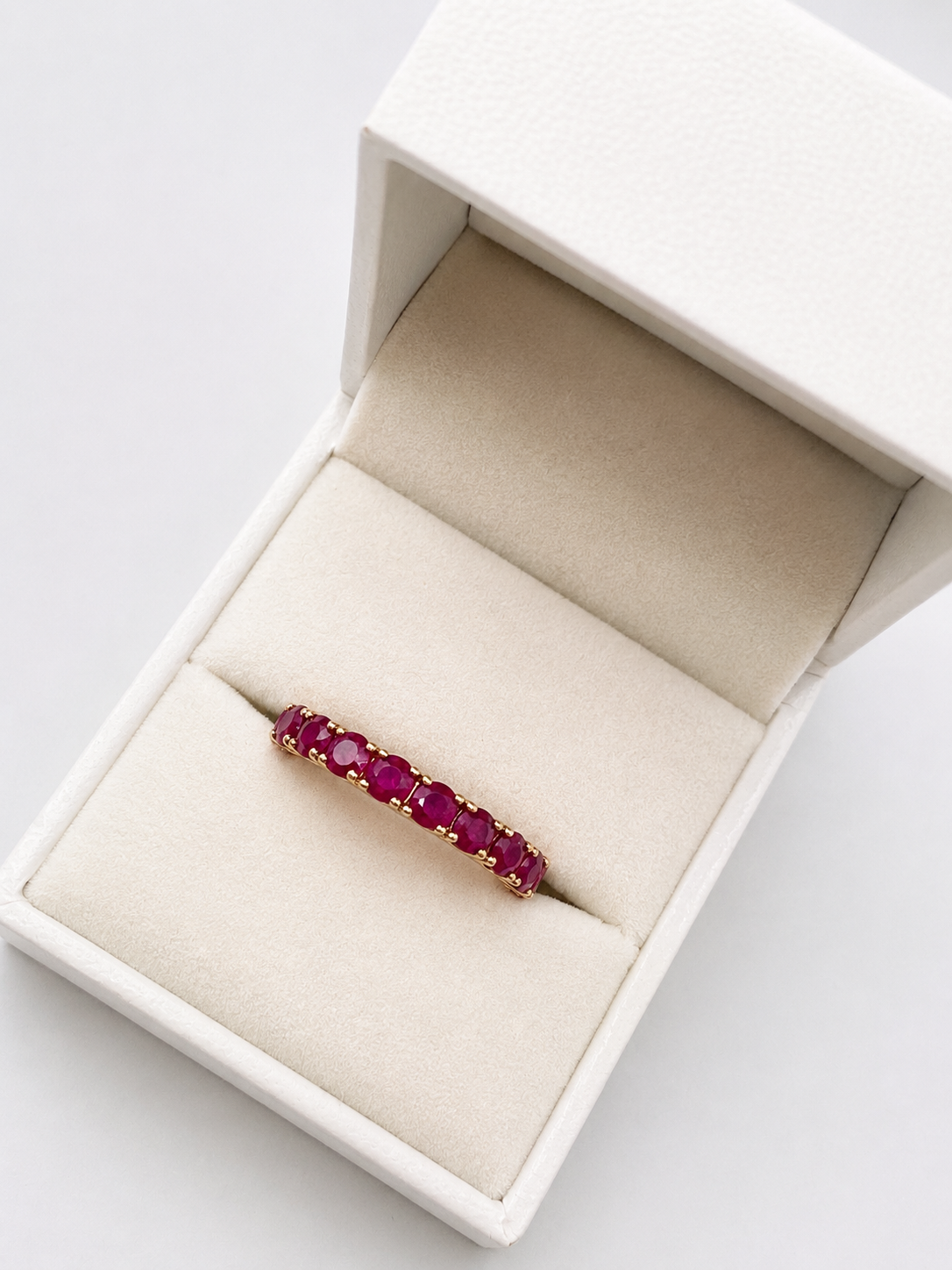 Anillo churumbella de Rubi en oro rosa 14k