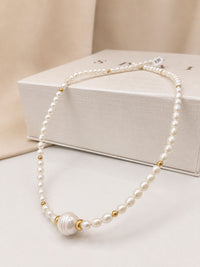 Collar de perla natural con broche oro 10k y bolitas gold filled