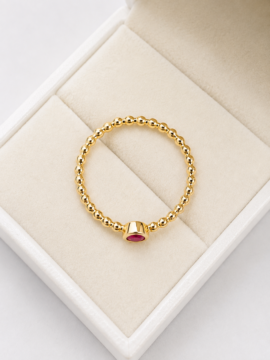 Anillo de rubi en gota oro 14k