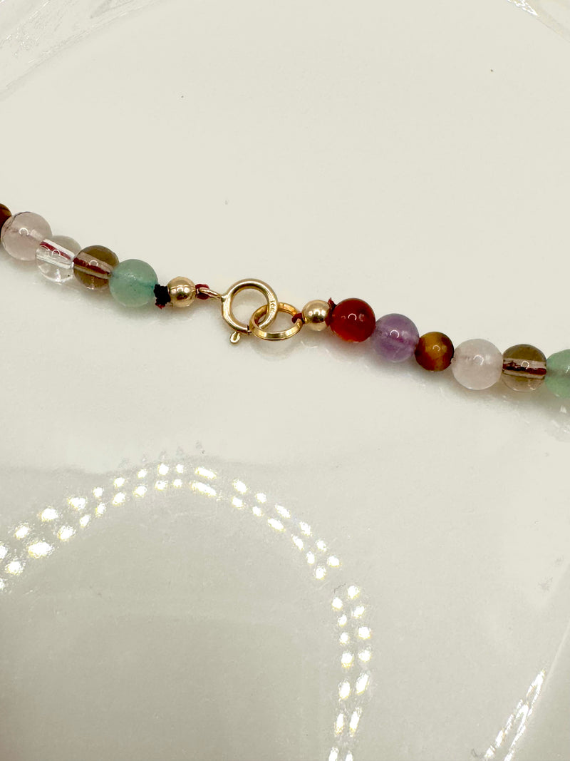 Collar de piedras chakras