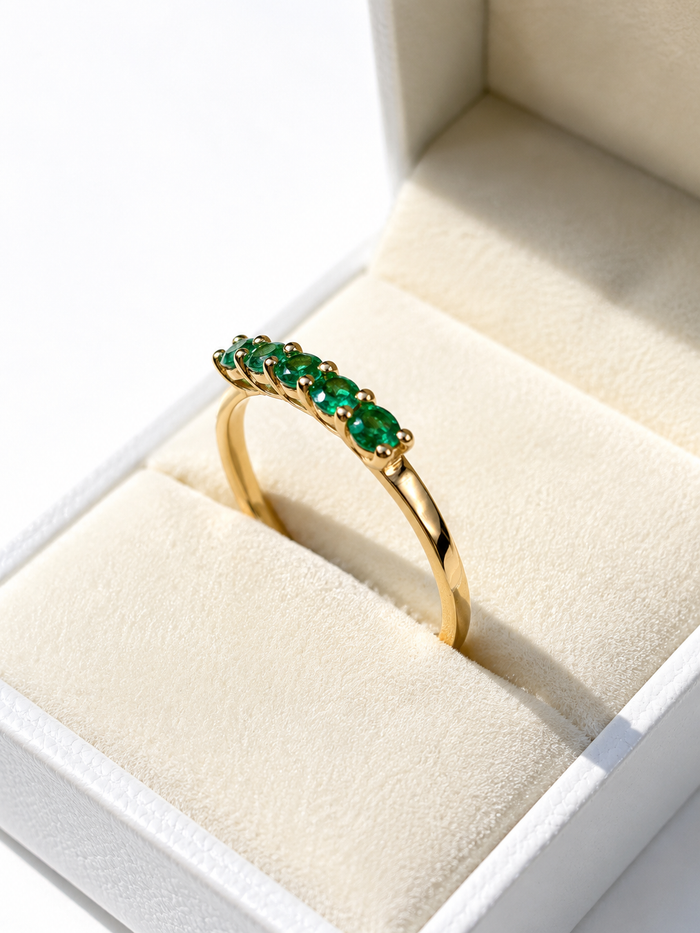 Anillo churumbella de esmeralda en oro 14k
