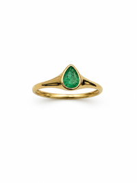 Anillo gota de esmeralda biselada en oro 14k